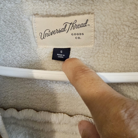 Jacket - Picture 2 of 3